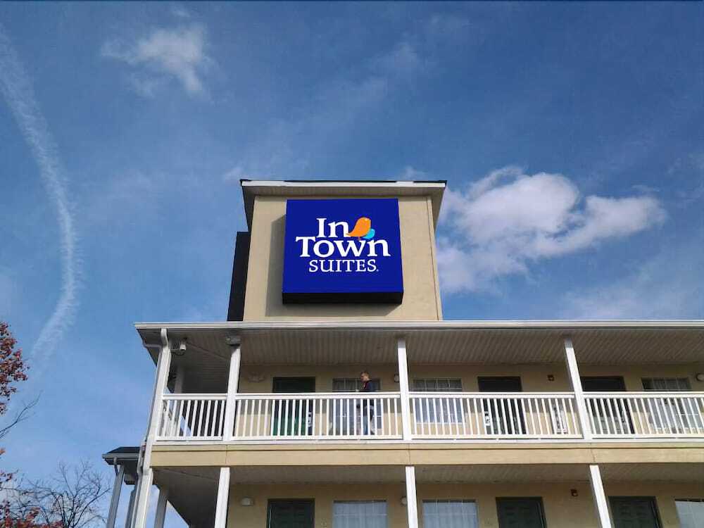 Intown Suites Extended Stay Chesapeake Va - I-64 Crossways Blvd エクステリア 写真